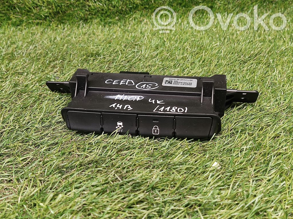 Interruptor de control de tracción (ASR)   93700A2920,49D1A71000