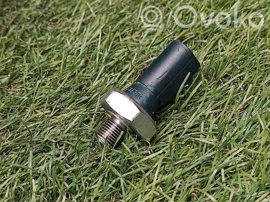 Volkswagen Sharan Czujnik ciśnienia oleju 