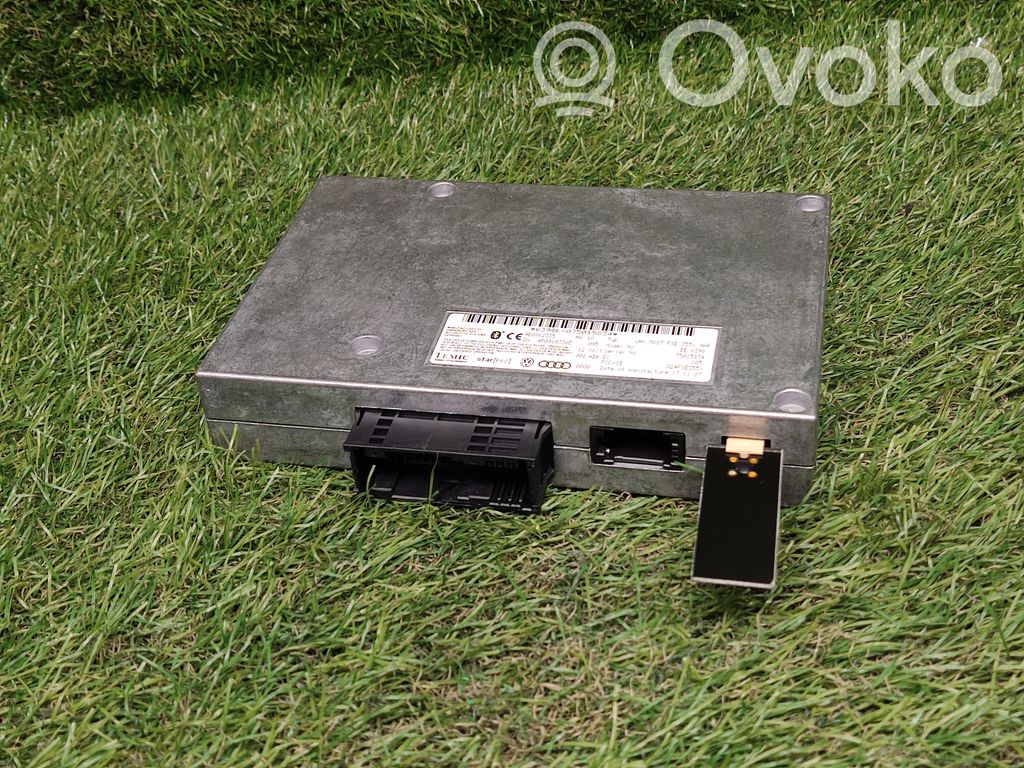 Multimediju kontrolieris   4E0862335,4F0910336E