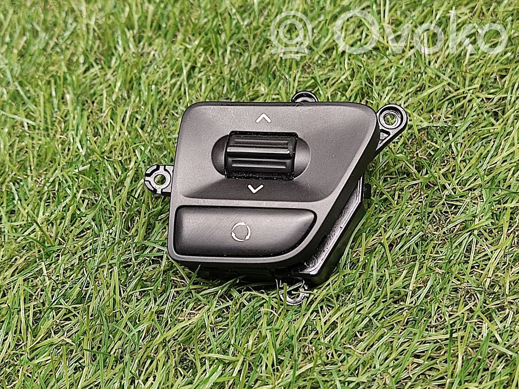 KIA Ceed Boutons / interrupteurs volant 