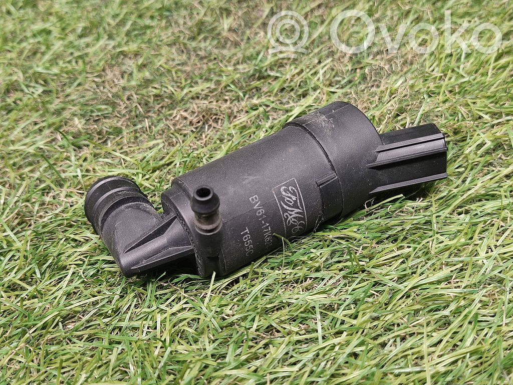 Ford Focus Windscreen/windshield washer pump 