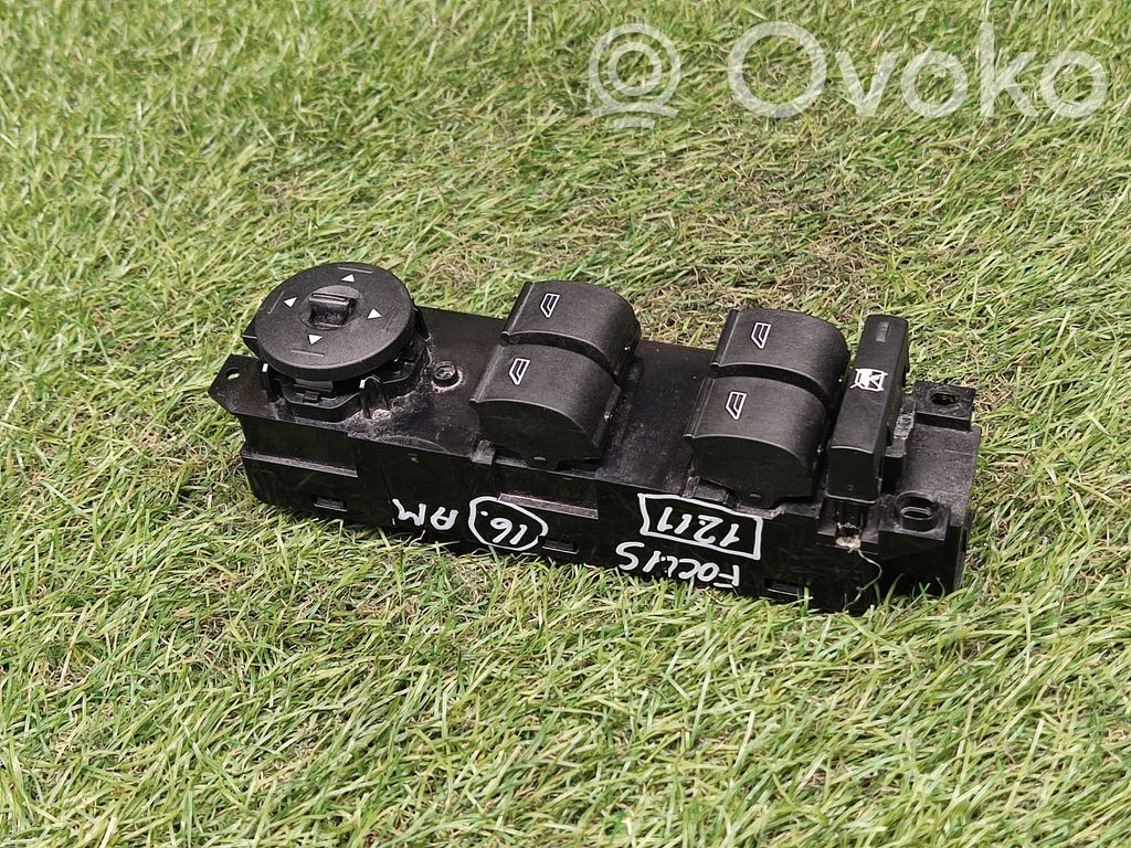 Ford Focus Electric window control switch 