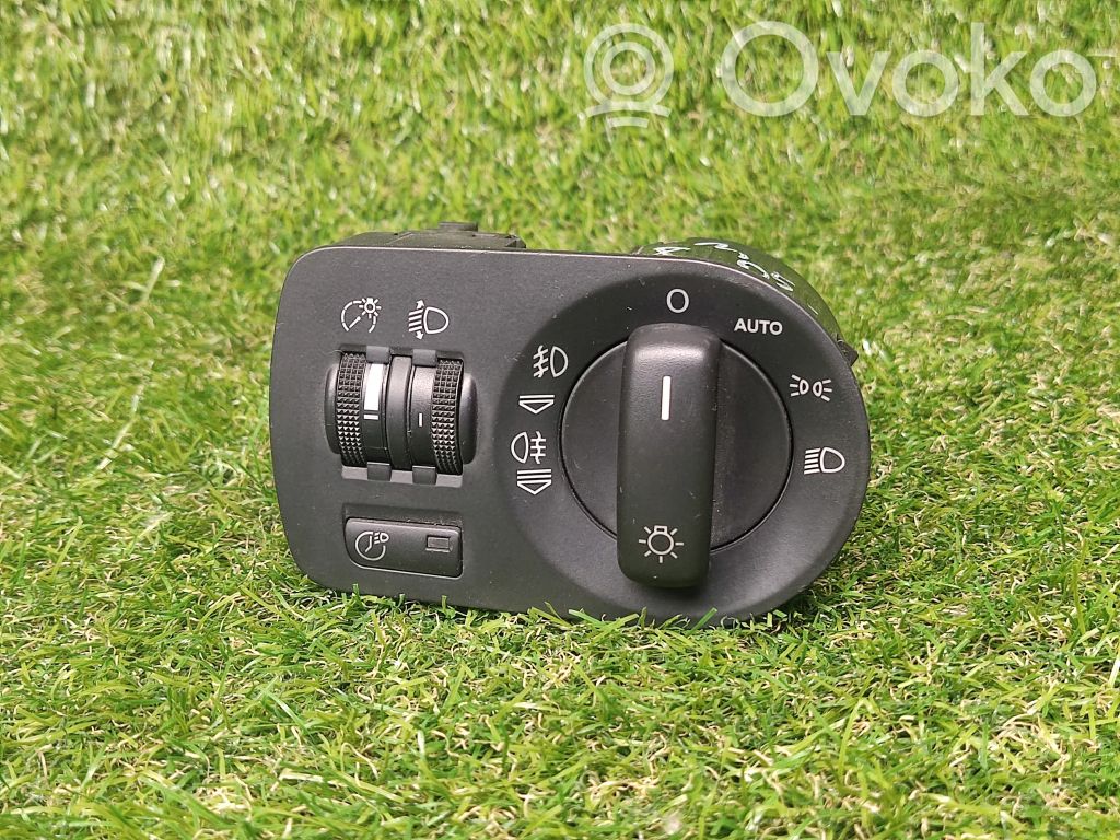 Audi A3 S3 8P Light switch 