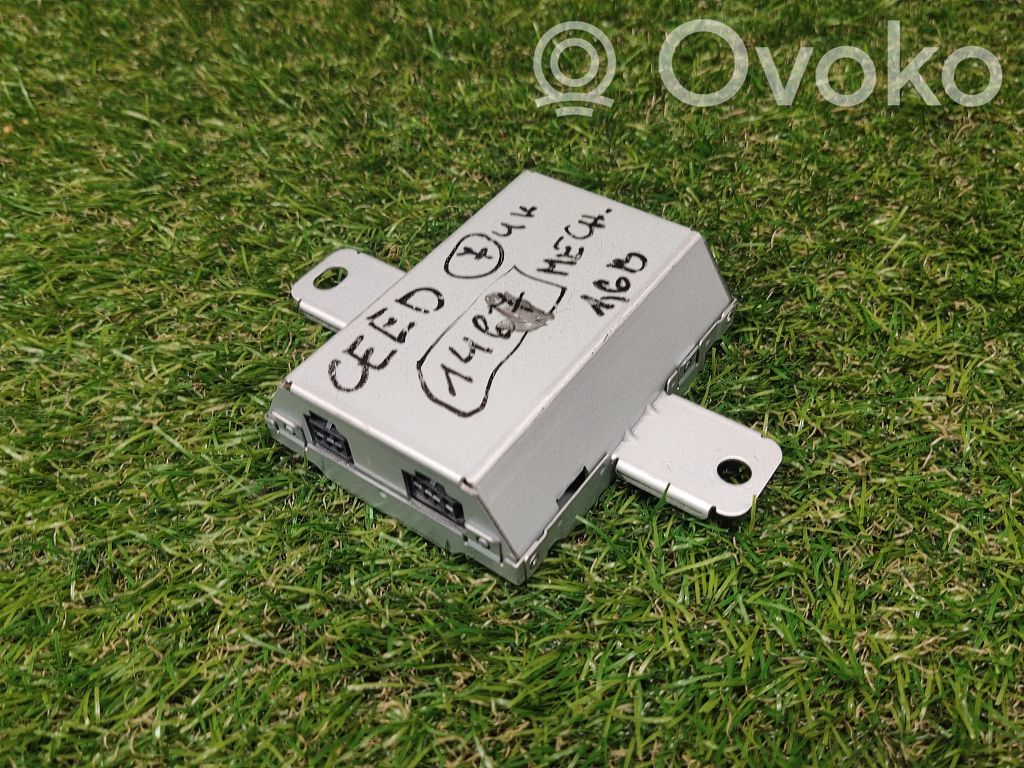 USB socket connector   961201H500