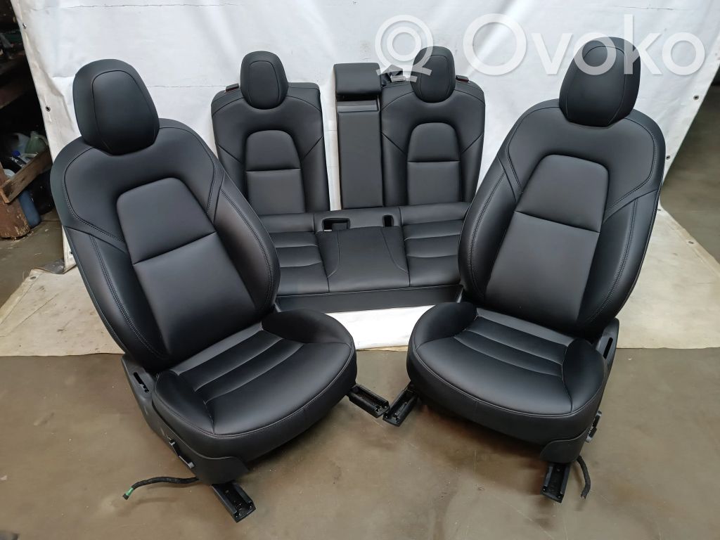 Juego del asiento   109603103I
