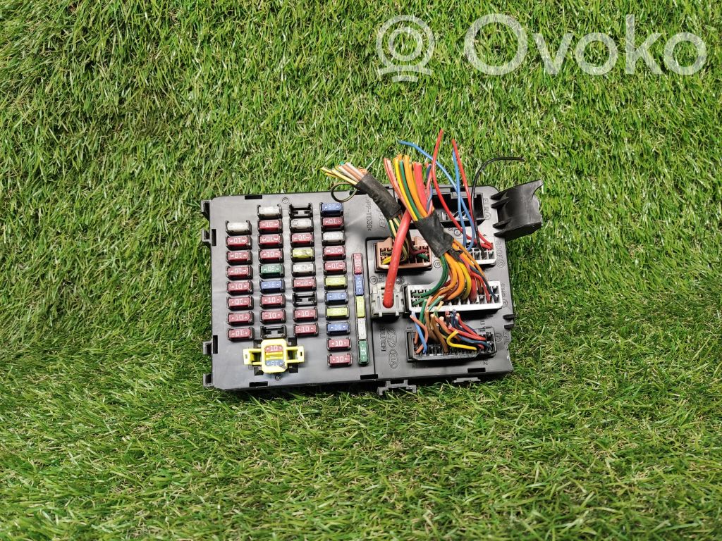 KIA Rio Fuse module 