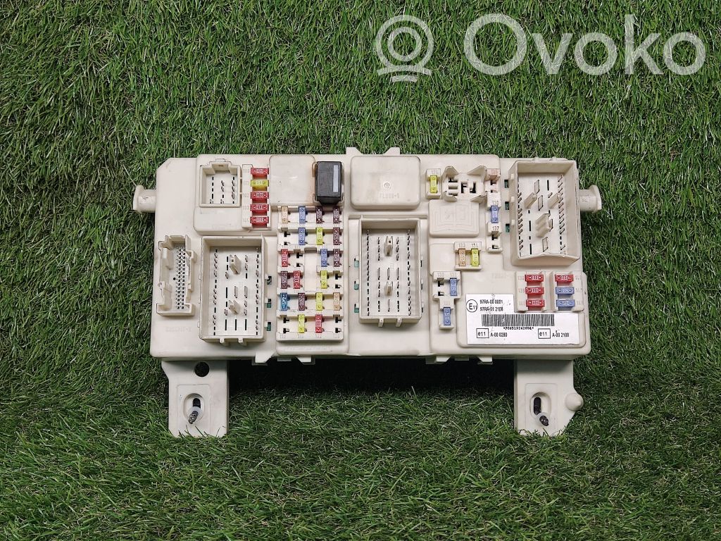 Maitinimo valdymo blokas   7M5T14A073CE
