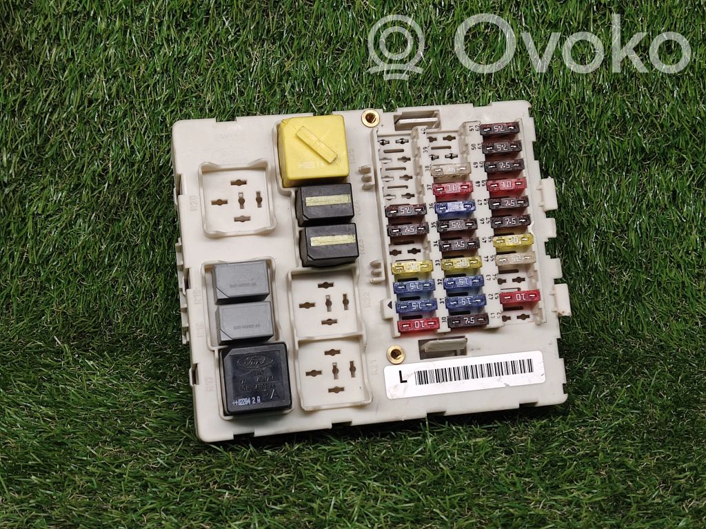 Ford Focus Power management control unit 