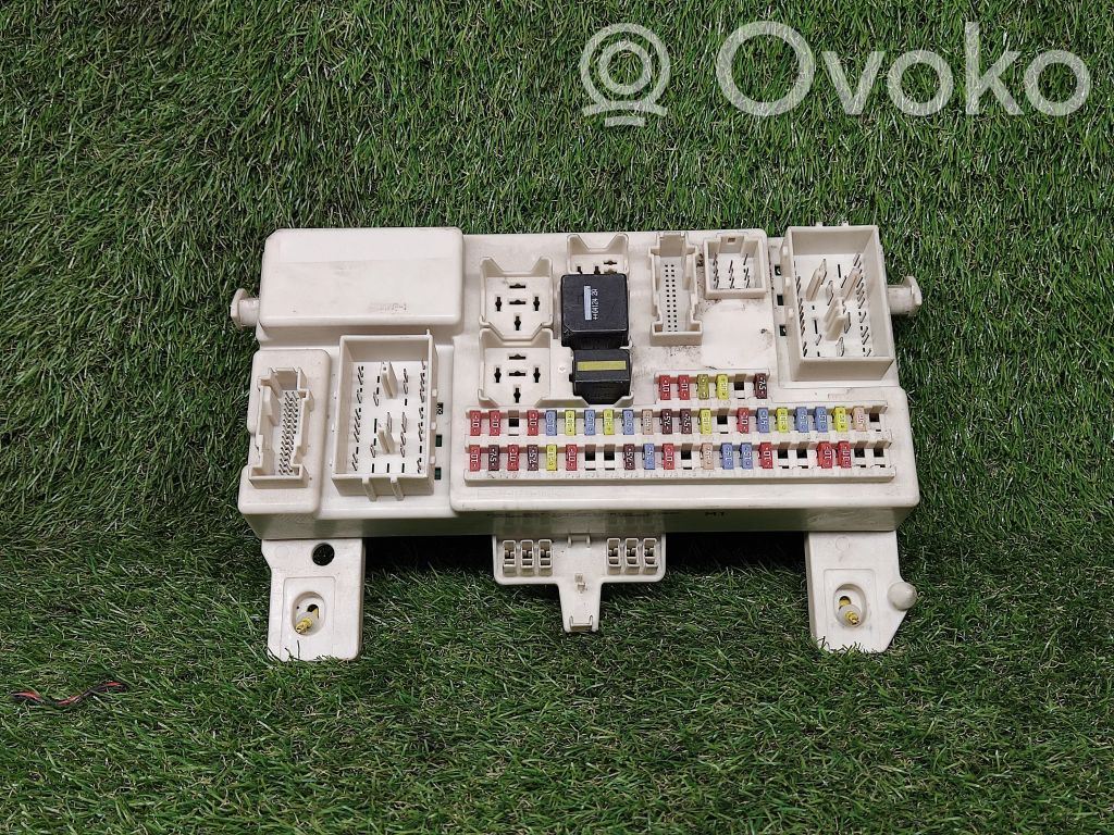 Ford Focus C-MAX Power management control unit 