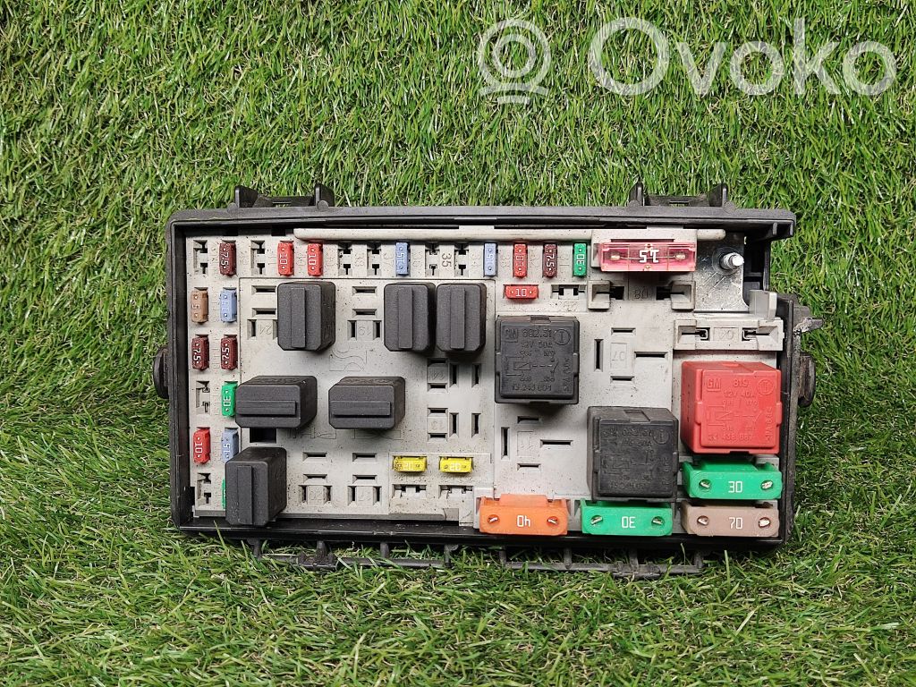 Opel Corsa D Power management control unit 