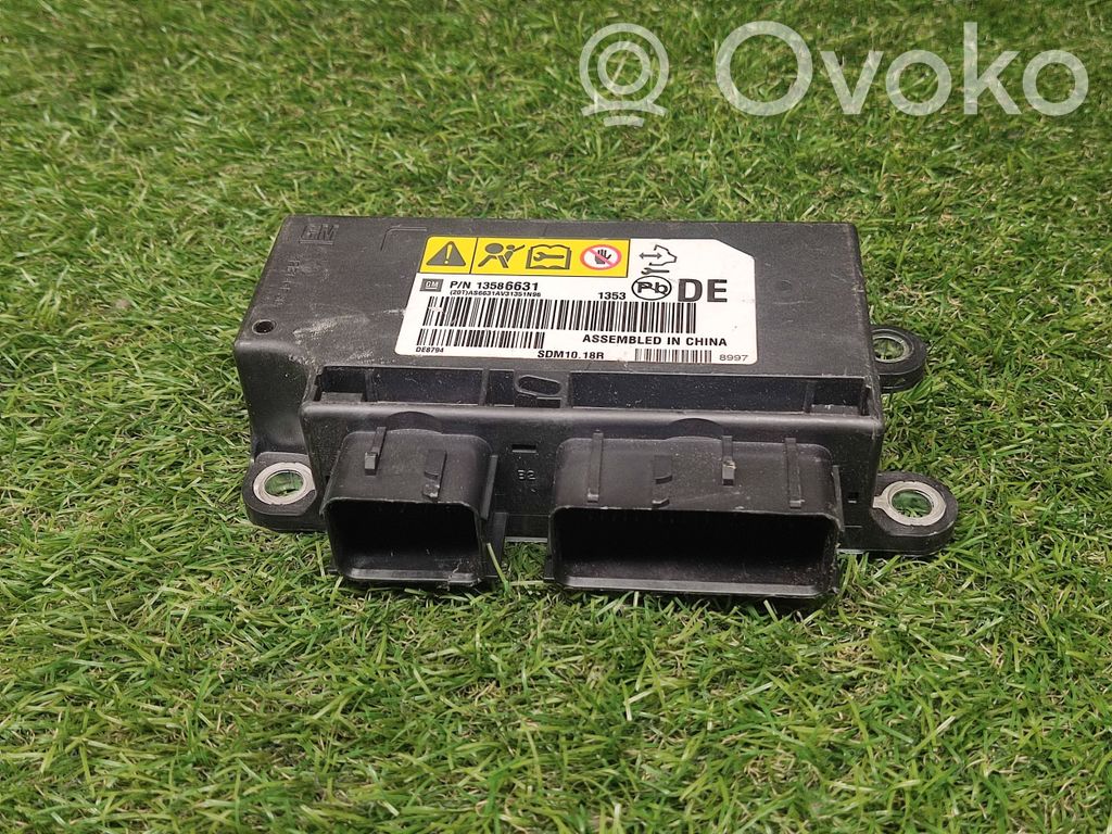 Buick Encore I Airbag control unit/module 