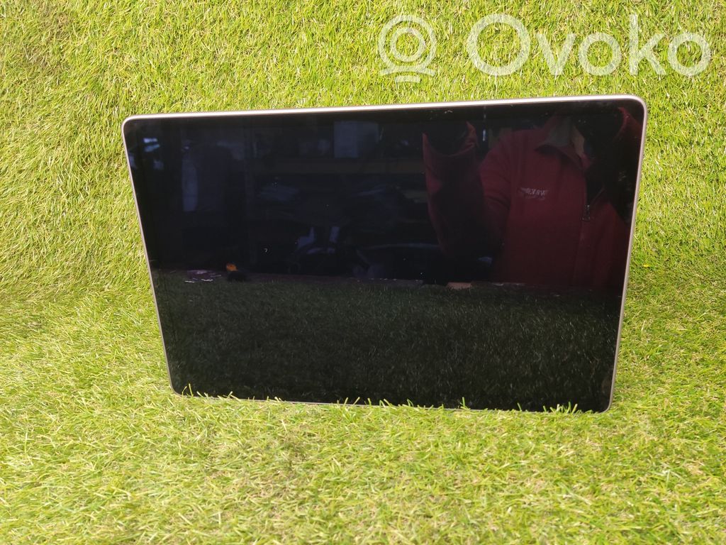Tesla Model 3 Screen/display/small screen 