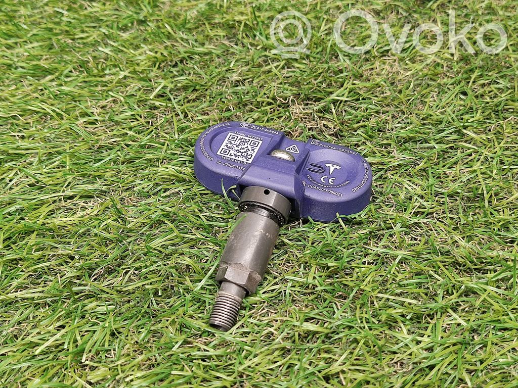 Tesla Model 3 Tire pressure sensor 