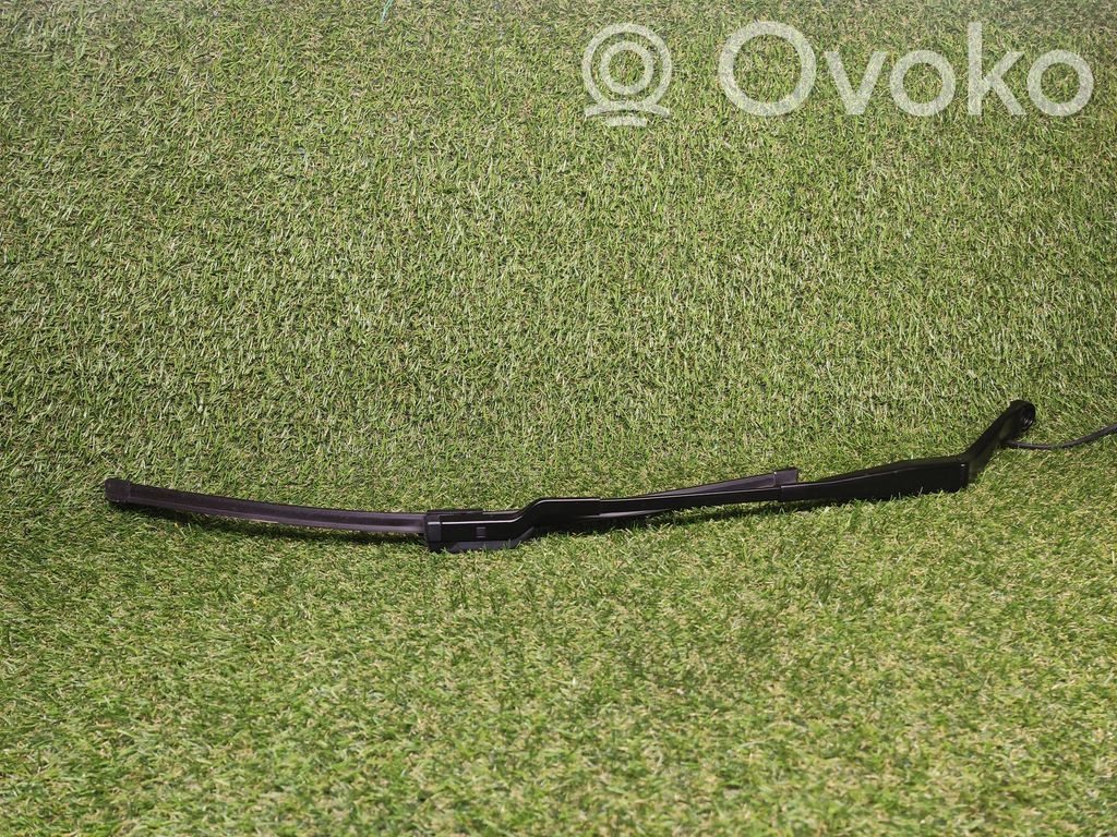 Tesla Model 3 Front wiper blade arm 