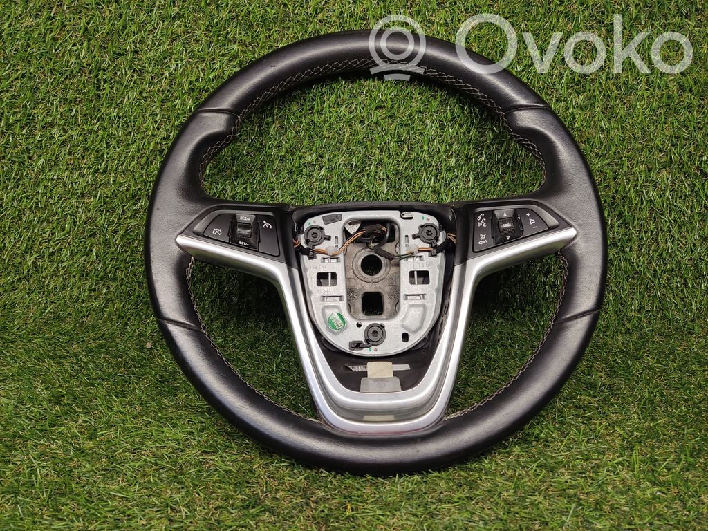 Opel Meriva B Ohjauspyörä 