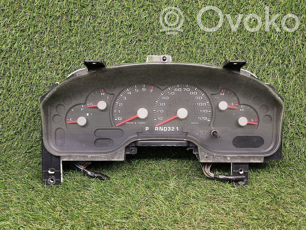 Ford Explorer Speedometer (instrument cluster) 