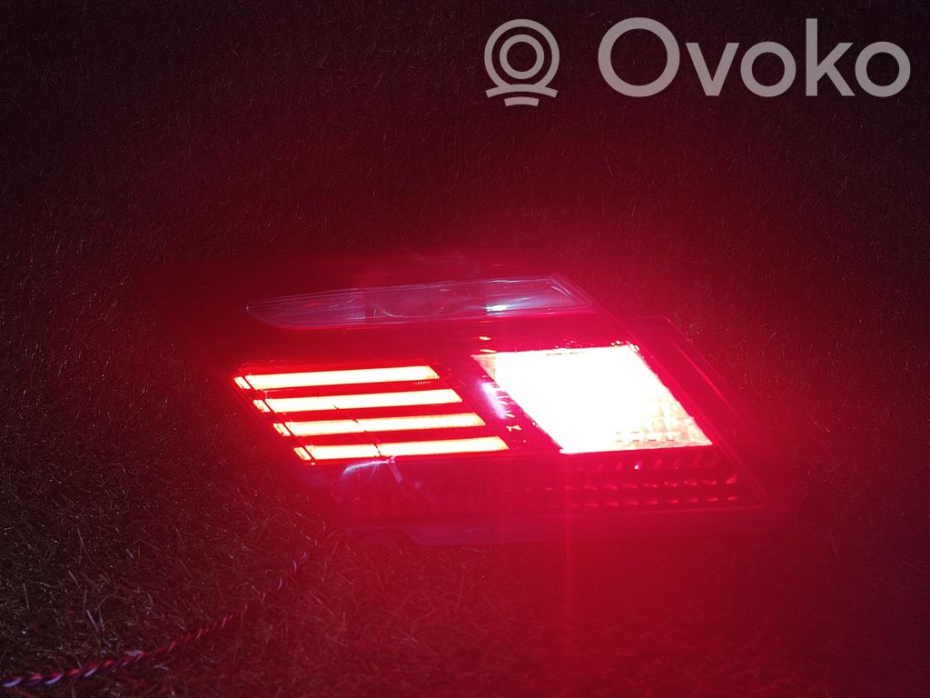 BMW 7 E65 E66 Tailgate rear/tail lights 