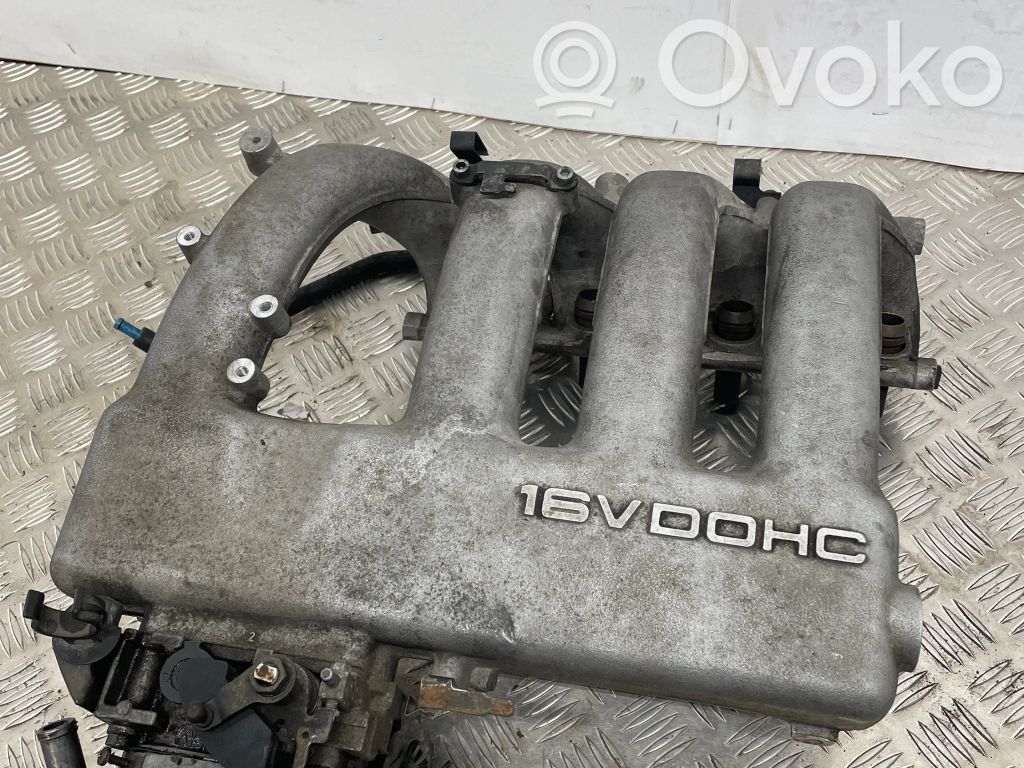 Audi Coupe Colector de admisión 