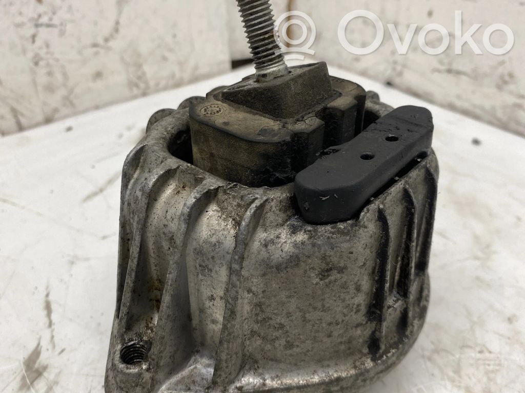 Engine mount bracket   13981112