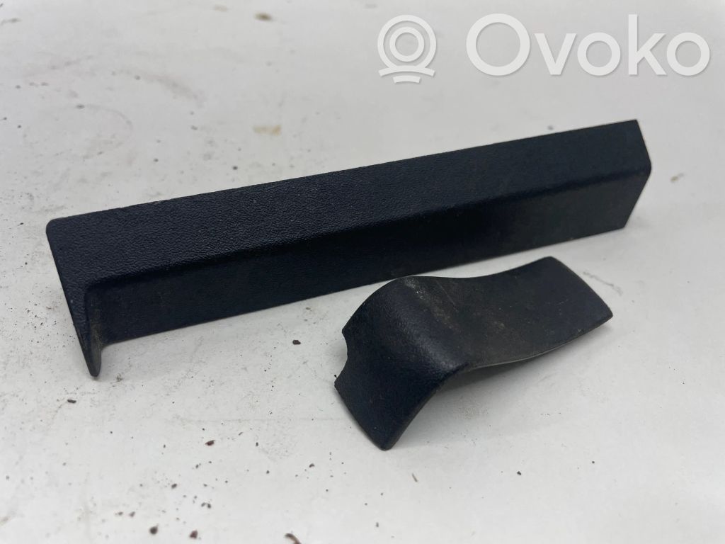 BMW 5 E34 Muut kojelaudan osat 