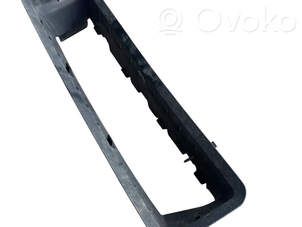 BMW 1 E81 E87 Intercooler air channel guide 
