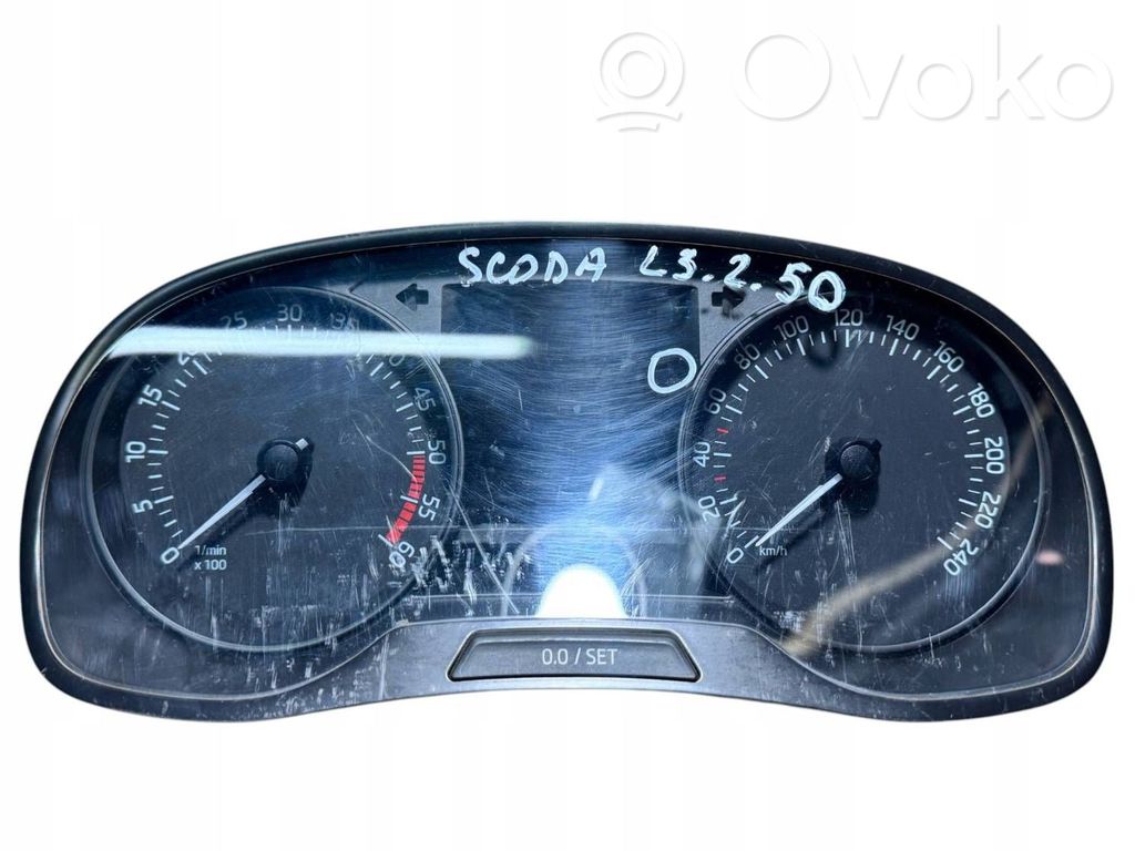 Skoda Fabia Mk3 (NJ) Vitezometru (grup de instrumente) 
