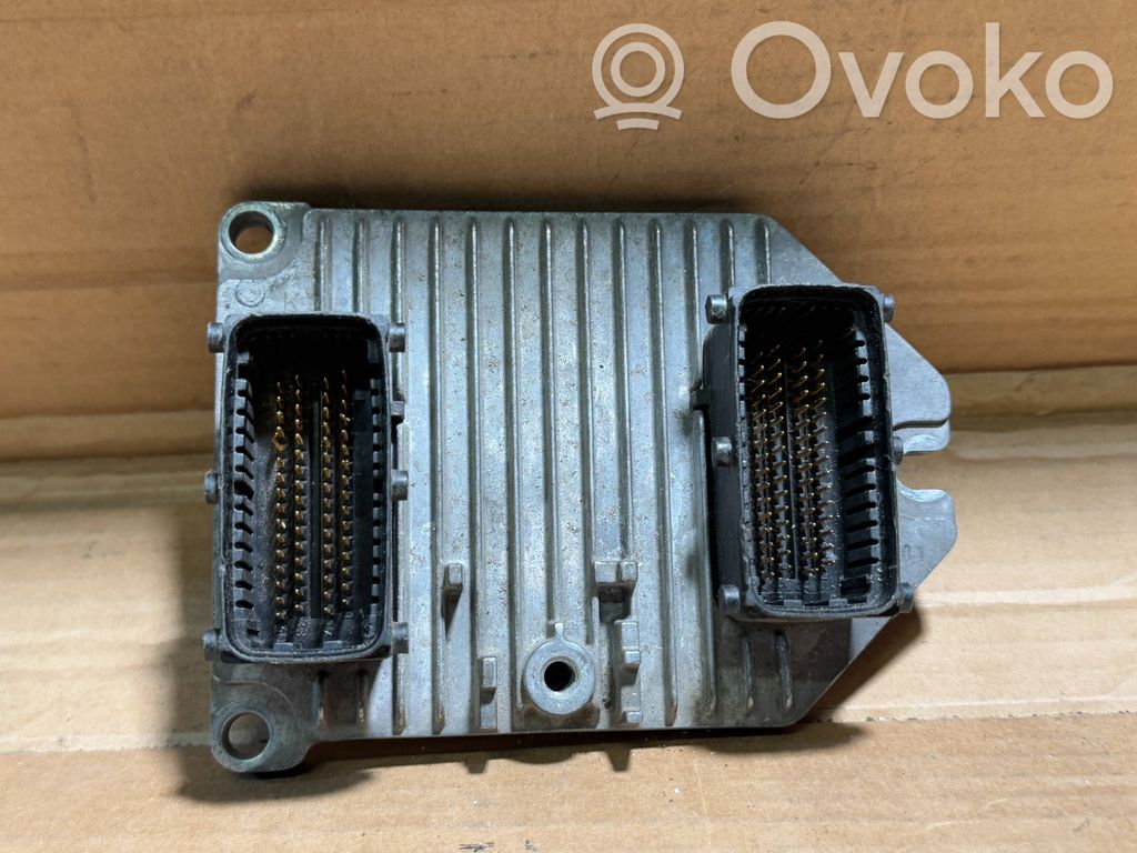 Opel Zafira A Unitate control motor/modul ECU 