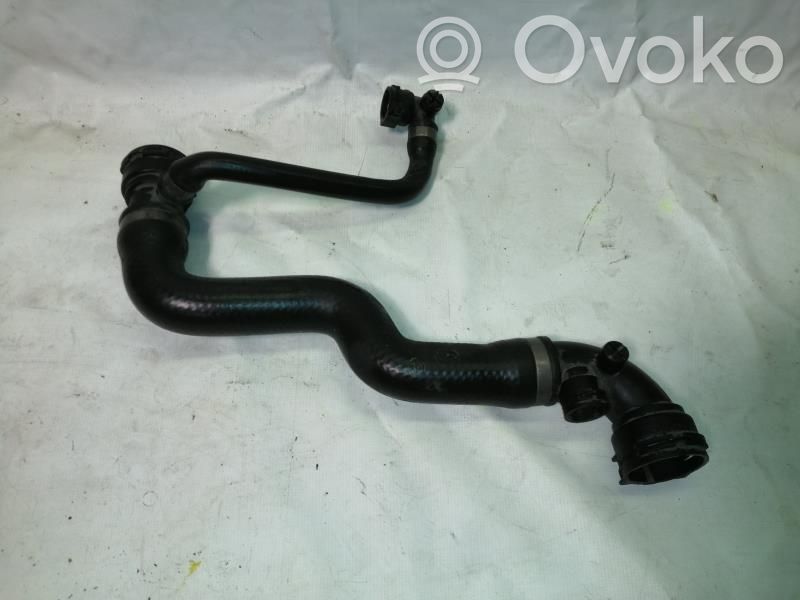 Engine coolant pipe/hose