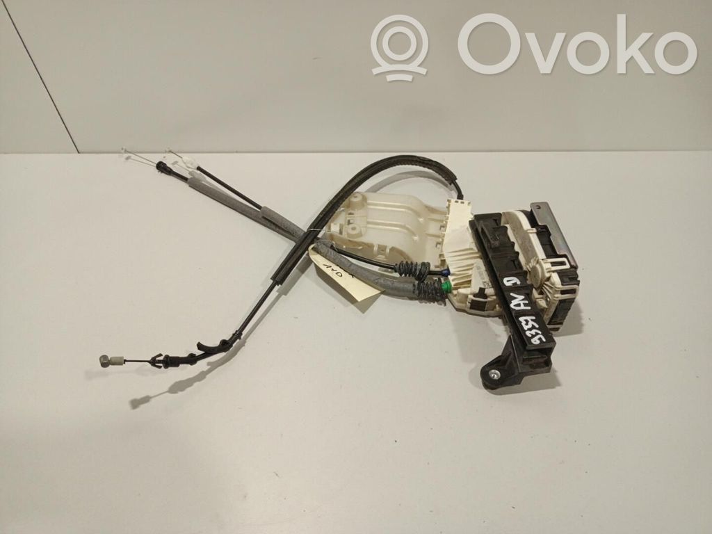 Fiat 500X Front door lock 