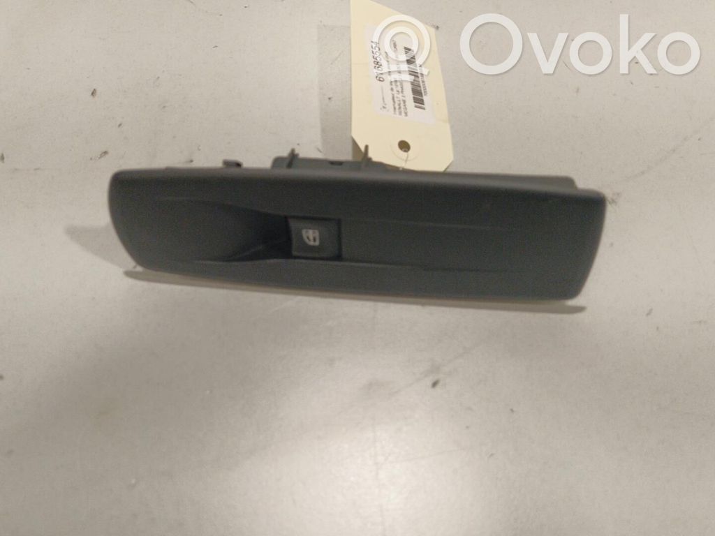 Renault Megane III Elektrinių langų jungtukas 