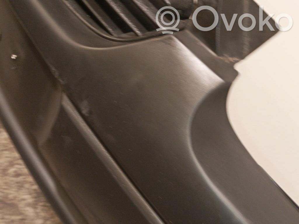 Opel Corsa B Parachoques delantero 