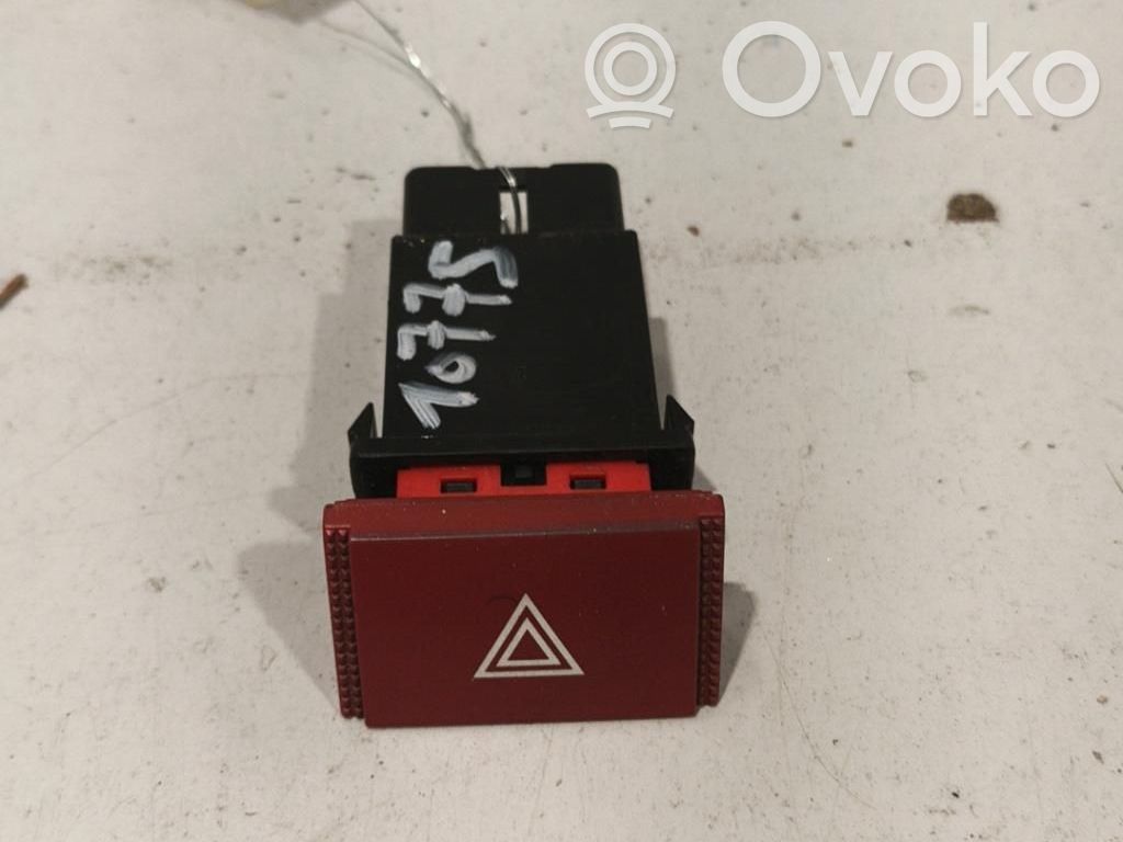 Hyundai Getz Botón interruptor de luz de peligro 