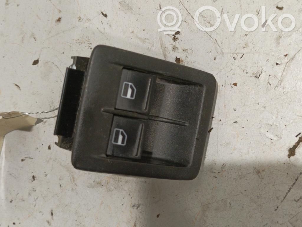 Volkswagen Scirocco Electric window control switch 