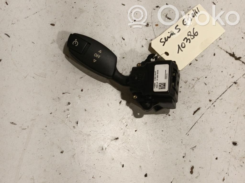 Cruise control switch   692410407
