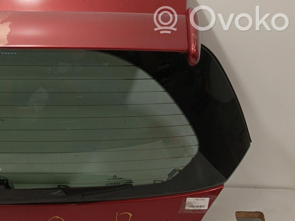 Puerta del maletero/compartimento de carga   00008701S2