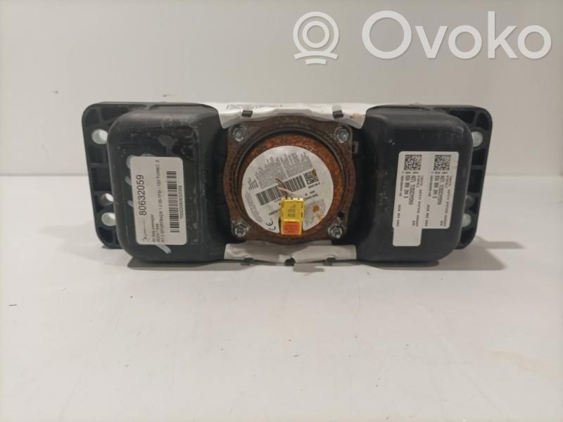 Audi A1 Keleivio oro pagalvė 