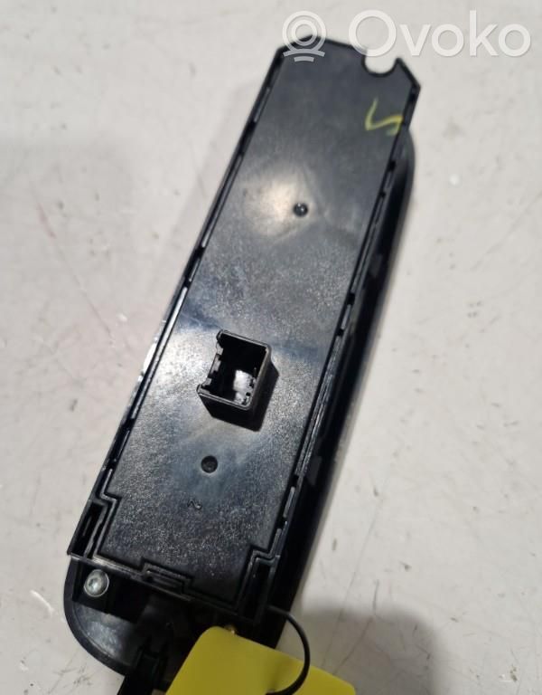 Ford Mondeo MK IV Electric window control switch 