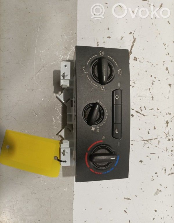 Citroen Berlingo Climate control unit 