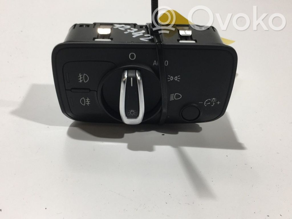 Light switch   8V0941531L