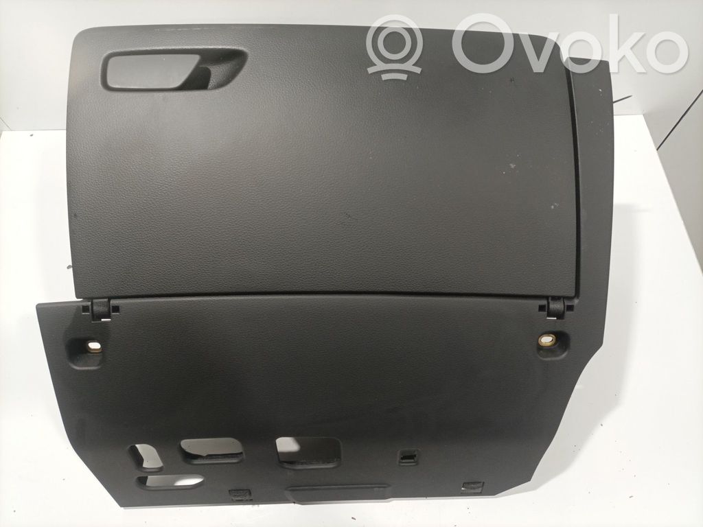 Audi A3 S3 8V Juego guantera 