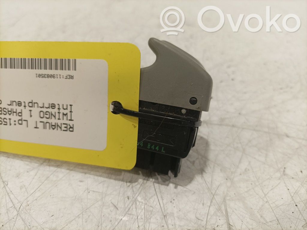 Electric window control switch   7700434845