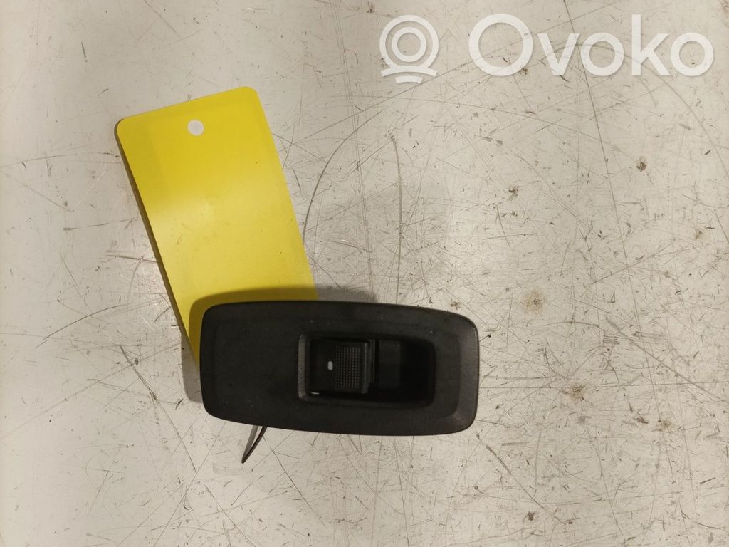 Electric window control switch   5362525