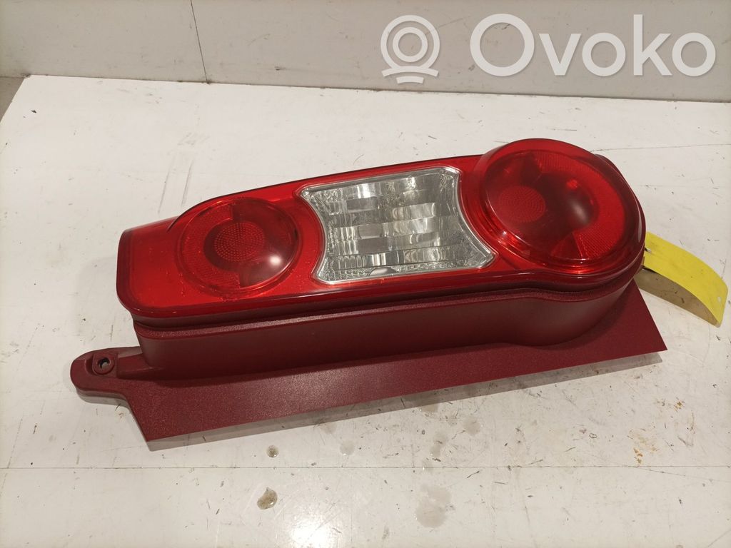 Peugeot Partner Lampa tylna 