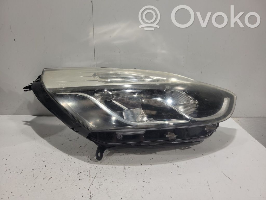 Renault Clio IV Headlight/headlamp 