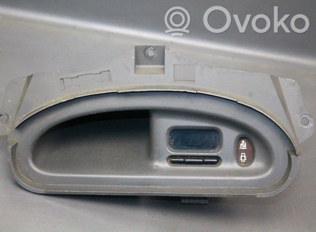 Renault Scenic I Screen/display/small screen 