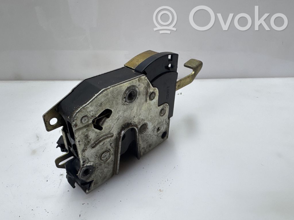 BMW 5 E34 Front door lock 