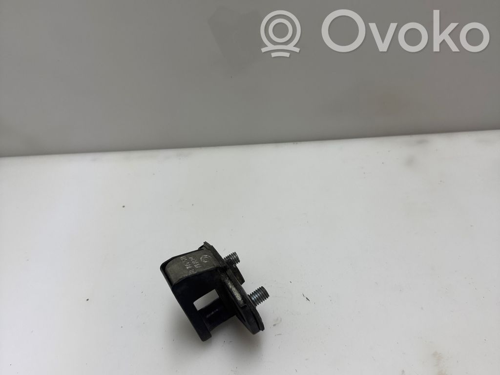 BMW 5 E34 Front door lock loop/hook striker 