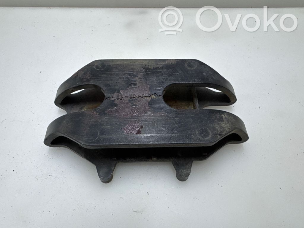 BMW 5 E34 Rear bumper mounting bracket 