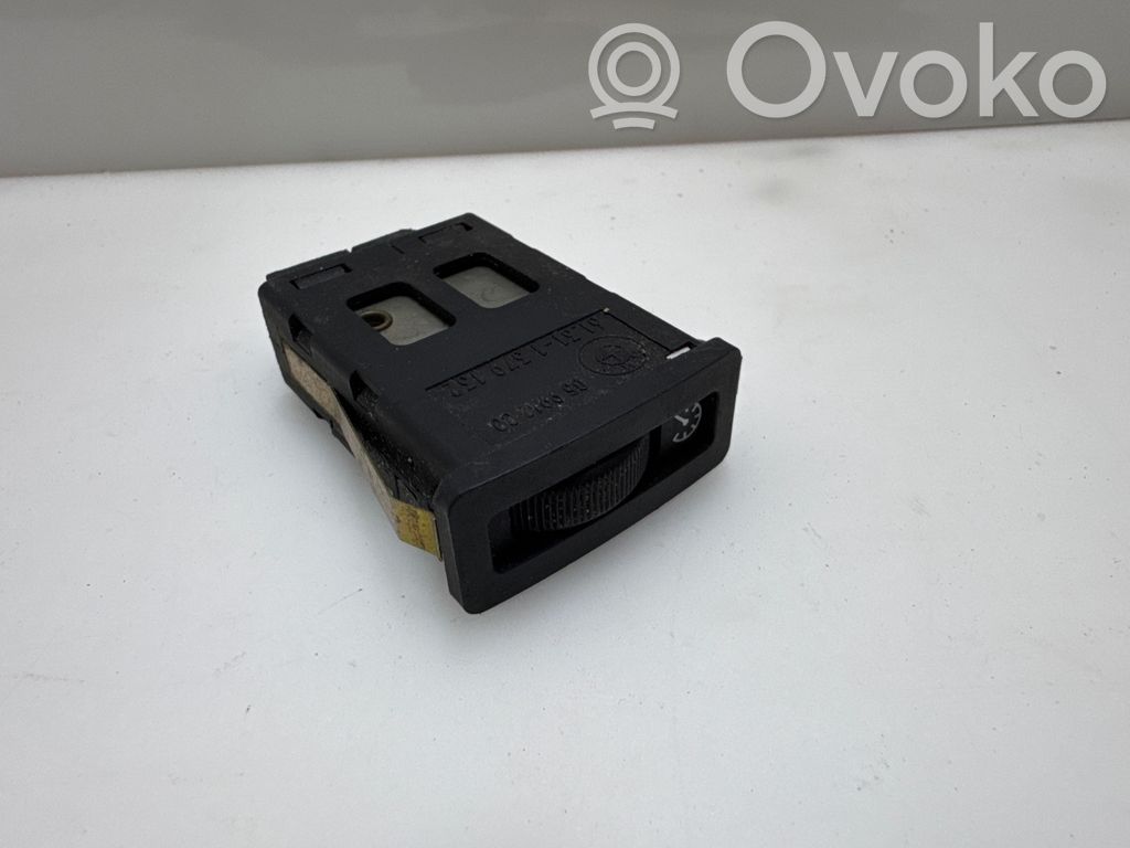 BMW 5 E34 Panelės apšvietimo reguliavimo jungtukas 