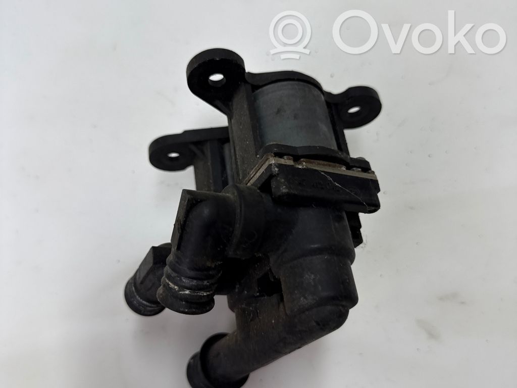 BMW 3 E36 Apsildes radiatora vārsts (-i) 